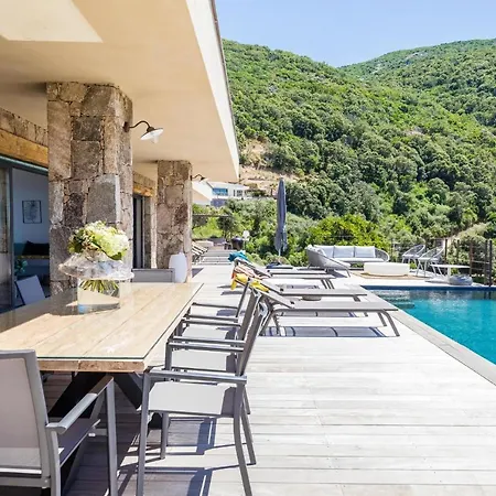 Superbe Villa De Luxe Avec Piscine Privee Et Vue Magnifique Mer, Proche Ajaccio Villa Calcatoggio (Corsica)