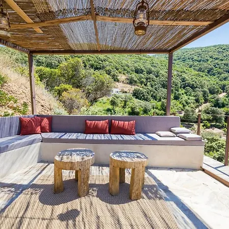 Superbe villa de luxe avec piscine privée et vue magnifique mer, proche Ajaccio * Calcatoggio (Corsica)